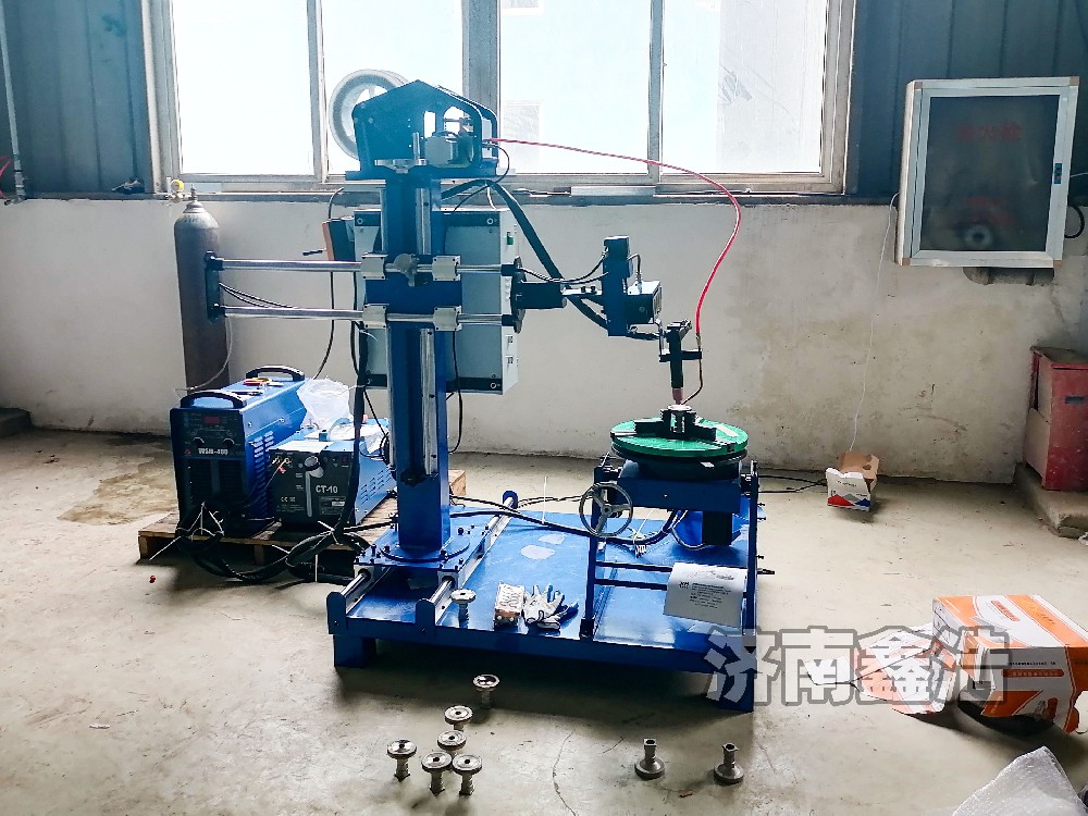 鹽城客戶訂購氬弧自動焊設備，環(huán)縫焊接成品美觀