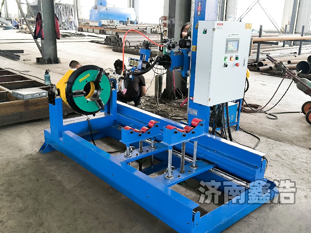 衡水客戶訂購(gòu)鑫浩7軸-2240型，智能數(shù)控簡(jiǎn)單焊接